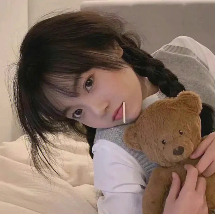 赤脚的基奉儿
